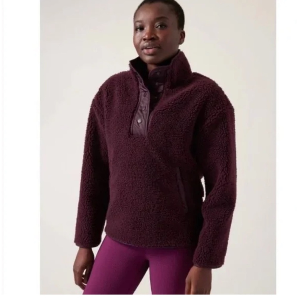 NWT Athleta Cozy Sherpa Snap Sweatshirt in Burgundy - Medium